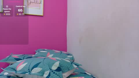  P a m e l a  online show from March 24, 1:28 pm