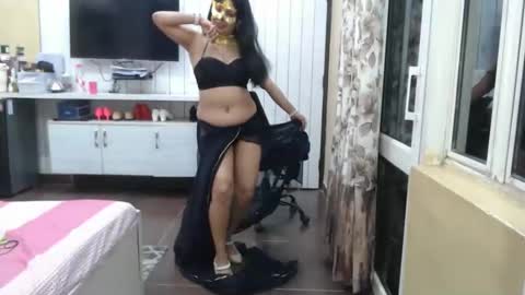 Radha online show from April 18, 10:10 pm