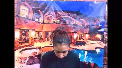 indiansexybutt4u2luv online show from April 7, 6:04 am