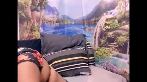 indianspice4u69 online show from December 5, 7:33 pm