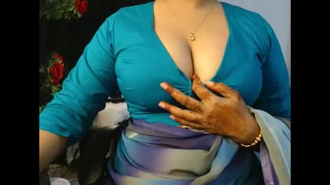 tina online show from April 5, 7:22 pm