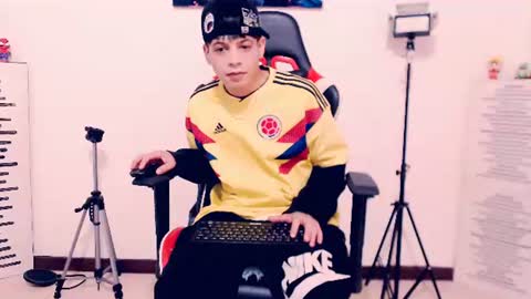 matias online show from July 3, 8:57 pm