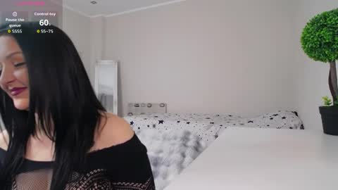 InesNova online show from April 22, 5:25 am