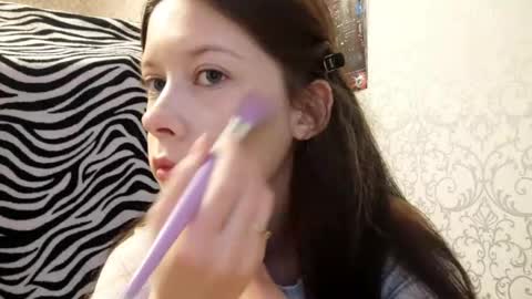 Emma online show from October 6, 11:28 am