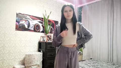 Emma online show from October 13, 11:45 am