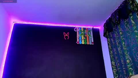 Ingrid Zese online show from April 14, 6:44 pm