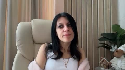 InjaAtHome online show from January 13, 7:05 am