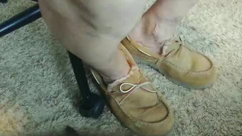 Hanging Out online show from November 24, 7:40 am