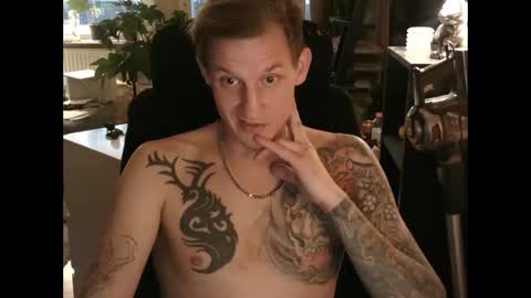 inkedsweed69 online show from September 29, 4:39 pm
