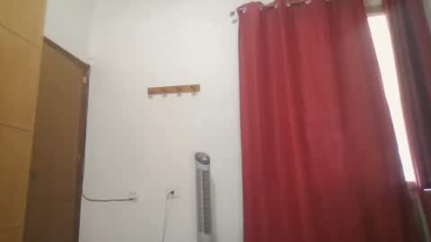 inna46_ online show from July 16, 8:28 am