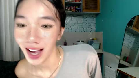Reign online show from May 30, 5:22 pm
