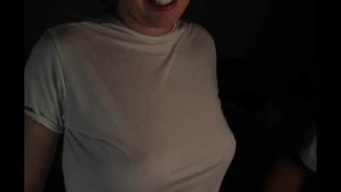 innocentisla online show from January 23, 6:28 am