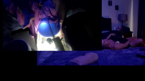 Snapshot of insatiablecpl333 chatting on January 28, 9:08 pm InsatiableCpl333 online show from January 28, 9:08 pm