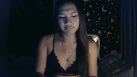 Snapshot of insulting_whoreifica chatting on January 23, 4:26 pm MAXINE online show from January 23, 4:26 pm