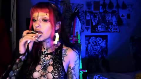 Insunnity666 online show from April 13, 8:13 pm