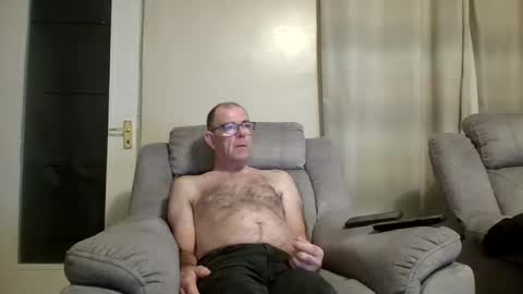 Snapshot of inthemood63 chatting on September 30, 9:47 pm inthemood63 online show from September 30, 9:47 pm