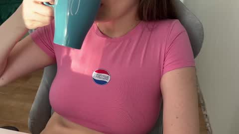 Jenny  online show from December 6, 8:43 am