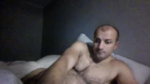 intolder35 online show from April 17, 12:18 pm