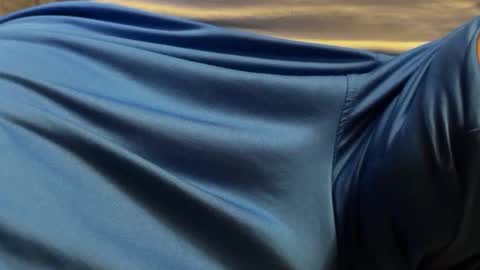 intressiert online show from December 12, 6:53 pm