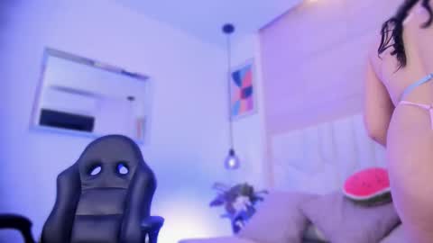 io_chie_ online show from November 14, 4:36 am