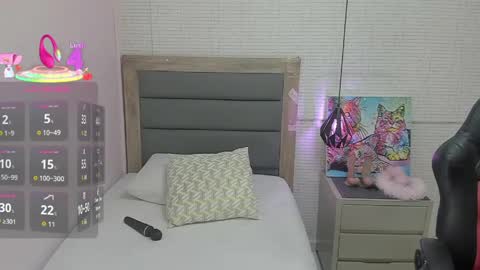  I R E N N E online show from April 9, 12:44 pm