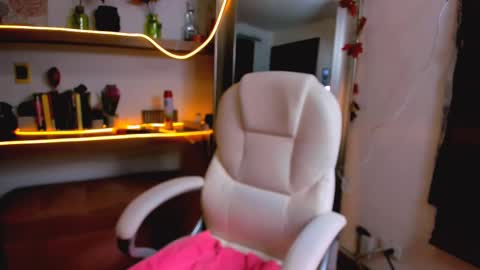    online show from March 7, 7:27 pm