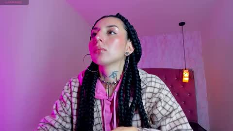 iris_77 online show from November 25, 12:15 pm