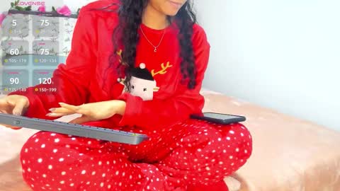 iris online show from October 3, 7:33 pm