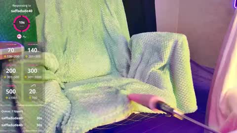 iris_needles online show from March 28, 8:27 am