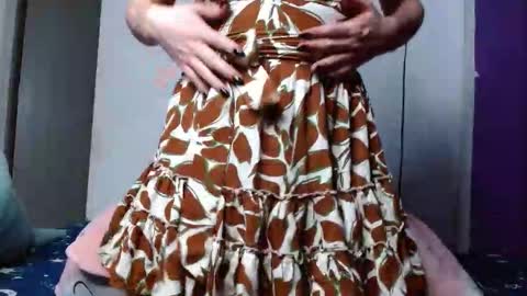 Camilla online show from November 20, 12:20 am