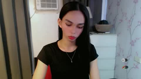 IRISH AND TRIXIE online show from April 2, 2:52 am