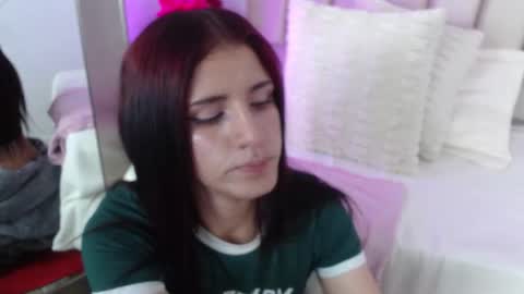Snapshot of isa_bigass chatting on October 23, 5:42 am isa_bigass online show from October 23, 5:42 am