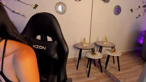 ISA ROUSE  online show from September 14, 2:36 am