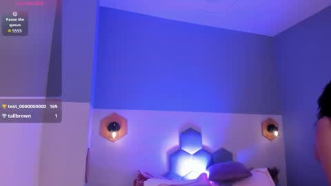 Isa  online show from December 15, 8:49 pm