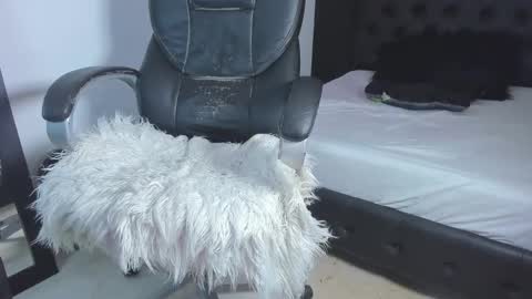 isaac_cryston online show from October 15, 11:27 pm