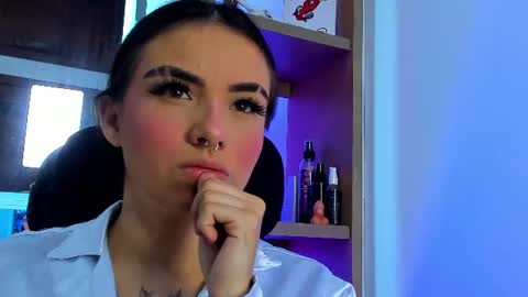 ISABELLA online show from June 16, 6:12 pm