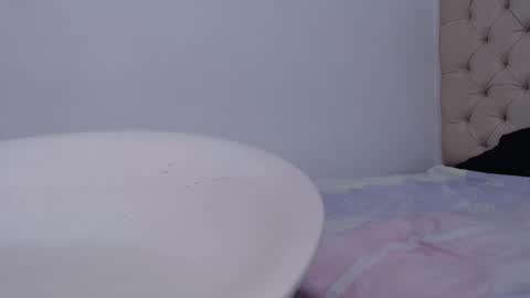 Snapshot of isabella_jazz chatting on March 8, 5:43 pm isabella_jazz online show from March 8, 5:43 pm