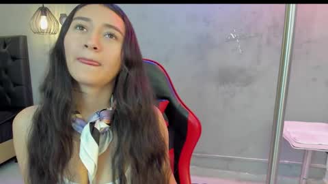 Isabella Nowa online show from January 17, 11:41 am