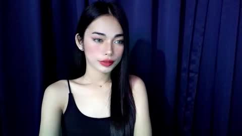 Isabelle online show from November 13, 2:53 pm