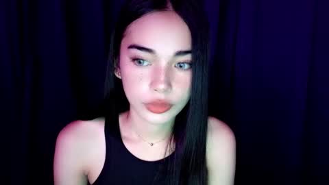 Isabelle online show from November 22, 8:24 am