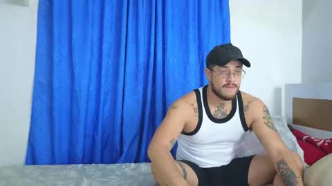 isais hunt online show from November 11, 2:47 am