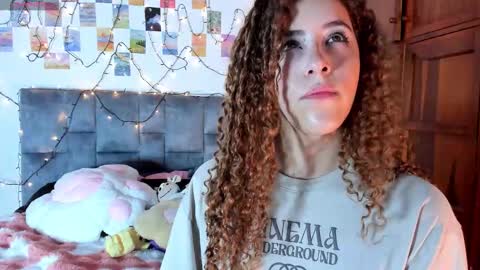 Isabela  online show from January 16, 5:16 am