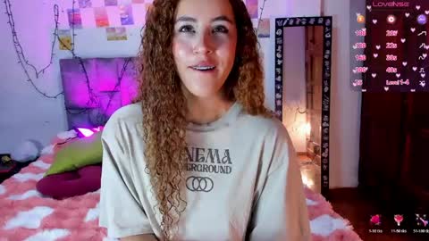 Isabela  online show from April 10, 2:50 am