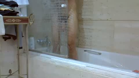 isd1969 online show from February 15, 2:33 pm