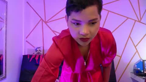 isabela online show from October 16, 9:02 pm