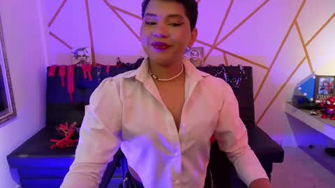 isabela online show from October 20, 4:17 am