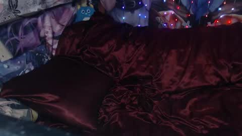 Sele online show from October 31, 11:27 pm