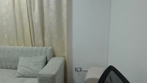 Emma online show from April 21, 3:13 am