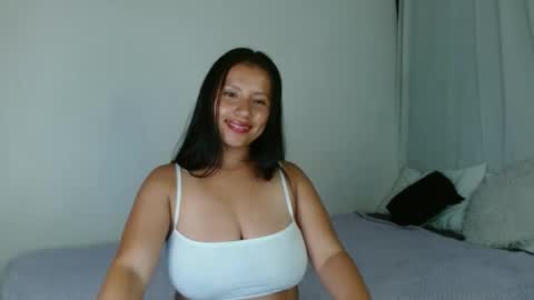 Isis  online show from February 3, 10:43 pm