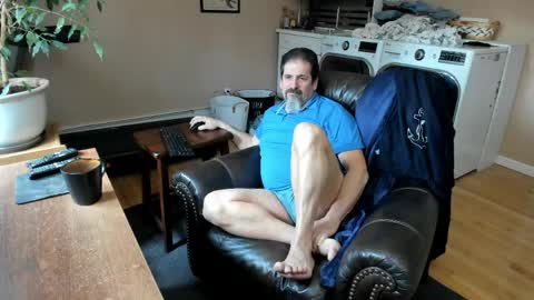 Jim online show from April 21, 9:11 pm